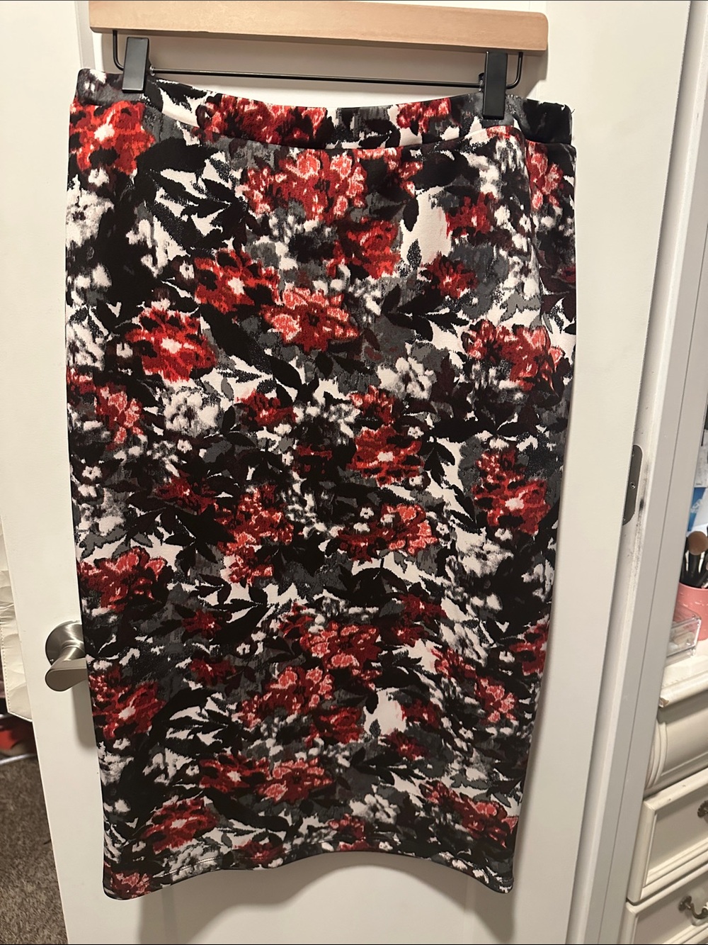bobeau Floral Pencil Skirt
